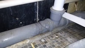 КаНаЛиЗаЦиОннЫй Тройник. Вот Почему Забивается Канализация!!! 45градусов за места 90.