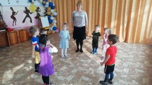 Валеологическая распева приветствие младшая группа.