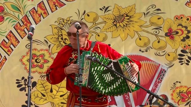 "Частушки" - гармонист Александр Малышев смотреть онлайн