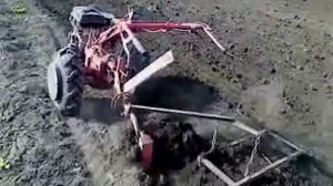 Агро пашет..