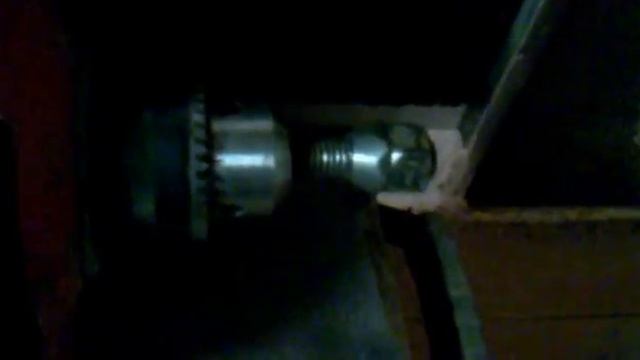 Как сделать колесный ремонтный болт на Рено Логан! смотреть онлайн