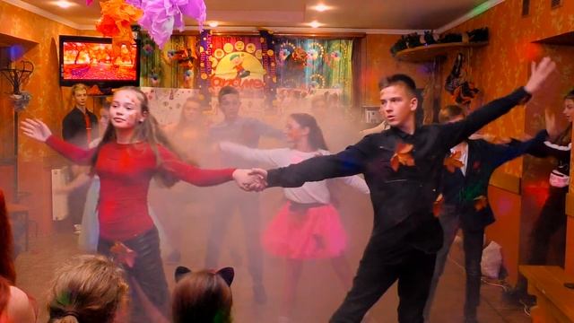 Детский лагерь "Карамель". Stories - золотой осени 2018 смотреть онлайн