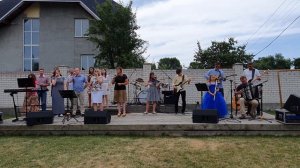 Бог Милосердный и Святой