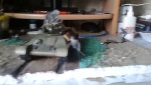 Диорама с т---34 в 35 масштабе немцы осматривать подбитый танк