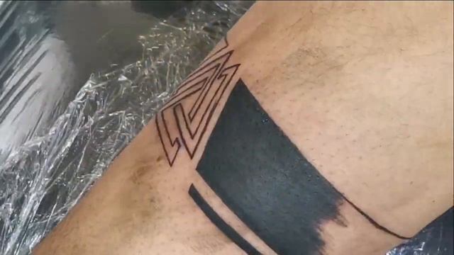 Valknut Armband Tattoo Timelapse @BlackMonarchTattoo смотреть онлайн