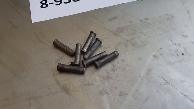 Шпилька срезная предохранительная на пресс подборщик Киргизстан