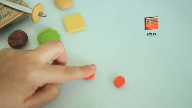 DIY: Сочный гамбургер из полимерной глины / Декор ложки полимерной глиной / Мастер класс по лепке смотреть онлайн