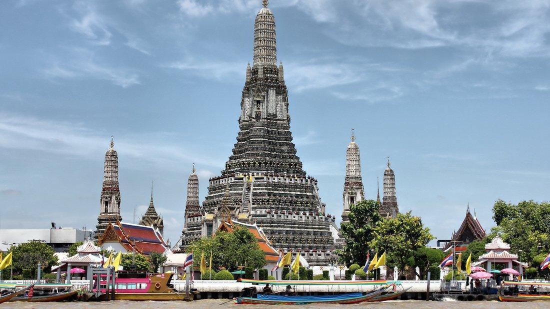 Храм утренней зари в бангкоке фото Храм утренней зари в бангкоке фото