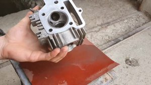 Тюнинг Питбайка.  Форсировка двс ! Фрезеровка гбц своими рукуми !