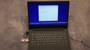 Ноутбук Lenovo V14, установка Windows 10