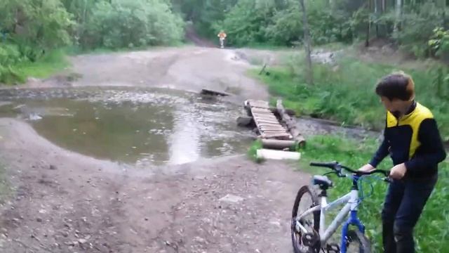 Боевые свиньи: прибыли на переправу смотреть онлайн