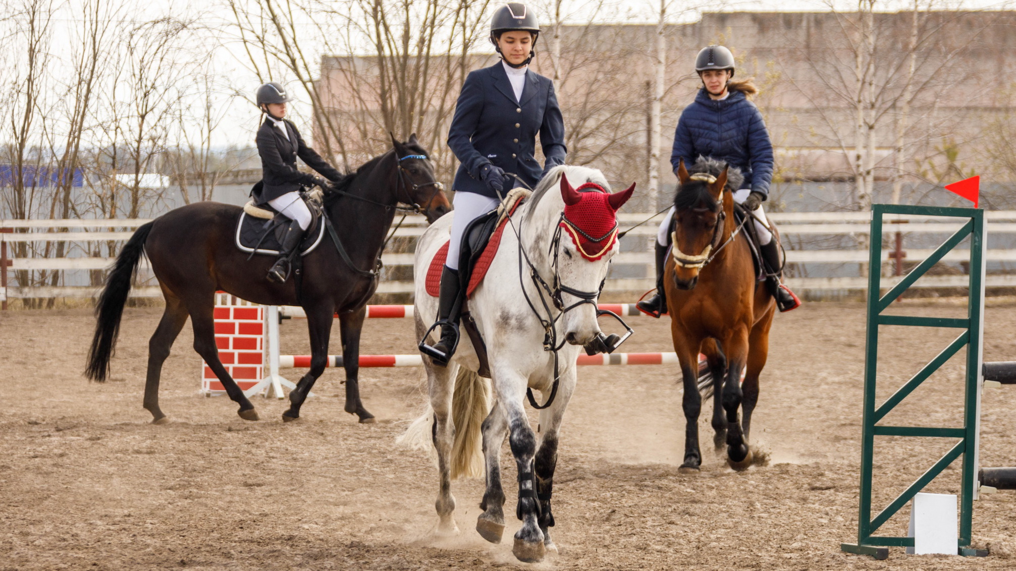 В Сургутском районе прошли соревнования по конному спорту