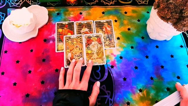 МЫСЛИ, ЧУВСТВА, ДЕЙСТВИЯ. Ждите жарких и эмоциональных дней❤️? #tarot #гадание #таро #гаданиеонлай
