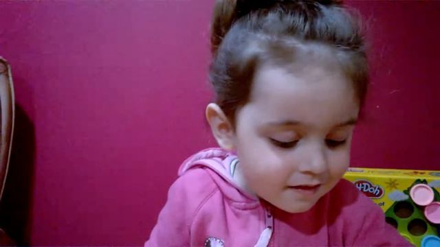 Лепим животных и фрукты из Play Doh