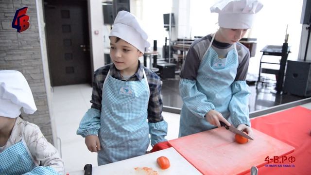 Днюха - Выпуск 1. Готовим пиццу! смотреть онлайн