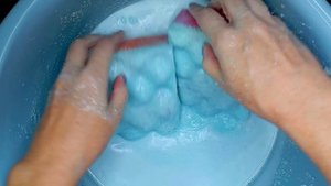 ASMR paste from washing powders with squeezing sponges/паста из стиральных порошков выжимание губок