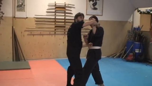 Школа Святого Георгия - Переход с ударов на броски смотреть онлайн