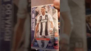 показываю все карты футболистов 😅