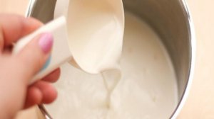 Торт без выпечки из рулетов