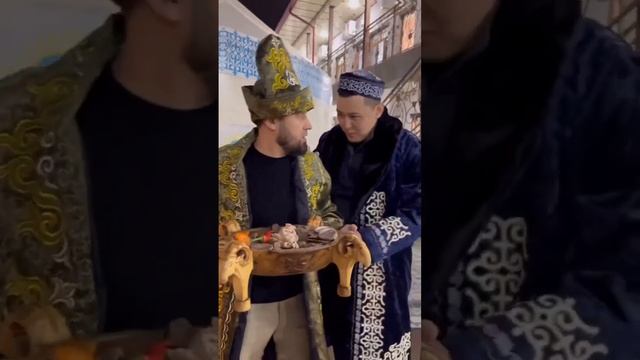 ЧОЙХОНАГА БОРМАЙДИГАН ДУСТЛАР келила БЕШБАРМОКГА #бешбармак #mexnat смотреть онлайн