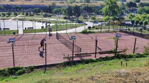 Теннисный корт на Солнечном пляже, Севастополь, Крым.