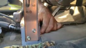 Замена троса КПП на дэо Матиз. Слетел рычаг переключения передач. болтается рычаг кпп