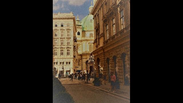 Поймала тебя в телефон. Группа "Вишнёвый сад". Слова и музыка - Саша Сунгирь. смотреть онлайн