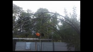 арочный навес для автомобиля