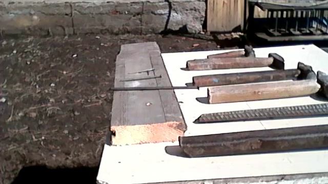 Видео инструкция №01 Ударный инструмент "Молоток"