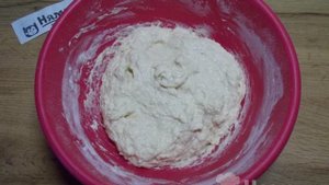 Дрожжевые пышки на йогурте на сковороде