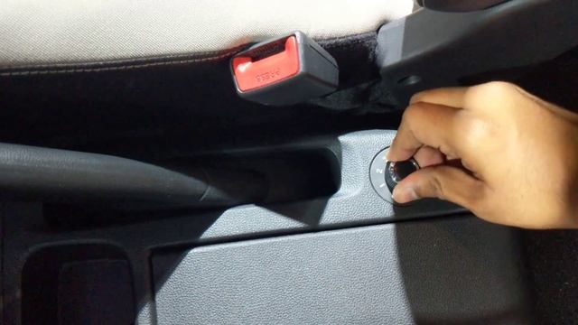 Renault Triber India Walkaround in Hindi | Features, Interior, & more | CarDekho.com смотреть онлайн