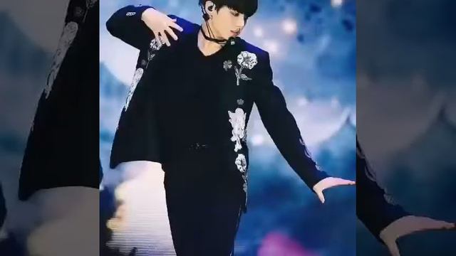 Наш любимец ЧОНГУК ( песня детство) 😘😘😘 смотреть онлайн