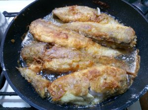 ? Полезная и не костлявая рыба - Навага / Жарим простейшим способом