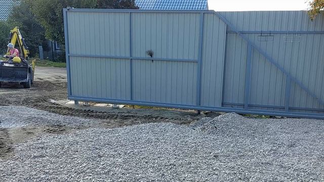 Квадрэкс. таскаем щебень. смотреть онлайн