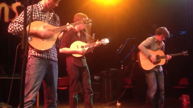 Snaarmaarwaar - LUMI (Mazurka) (Live@Cadansa2013) смотреть онлайн