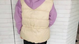 Женский утеплённый жилет