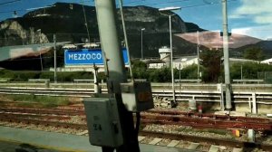 HD - Partenza dalla stazione di Mezzocorona a bordo del treno Regio. (R 10921) Bolzano-Verona P.N.