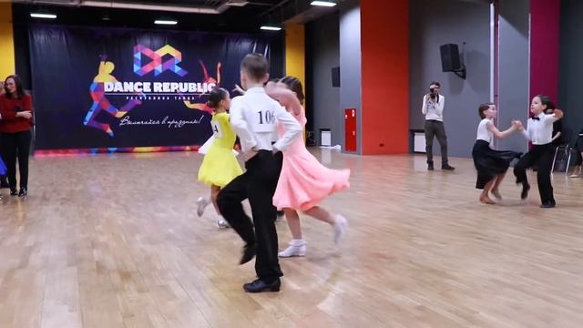 пара 106 Флегонтов Иван - Канунникова Арианна, Н-4, клуб Вельвет