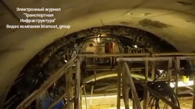 Видео компании "БТС-МОСТ-Групп" До выхода ТПМК"Виктория" S-517 осталось 152 метра.Ноябрь 2021г. смотреть онлайн