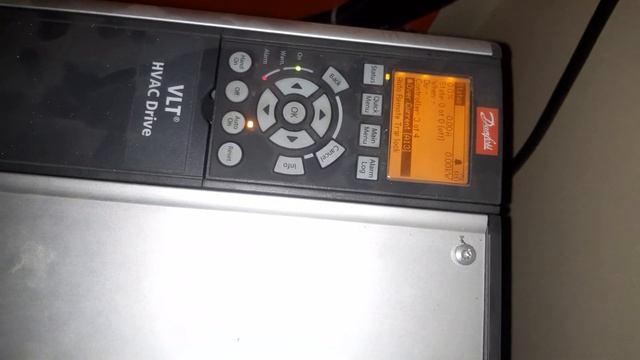 VLT HVAC Drive Alarm reset procedure/system смотреть онлайн