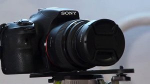 Фотоаппарат Sony Alpha A58 [SLT-A58], объектив Sony SAL18-55 мм и широкоугольный конвертер