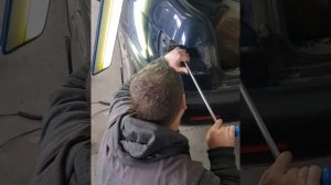 Устраняем вмятину на заднем крыле без покраски! Да, в идеал не получилось, но стало намного лучше!