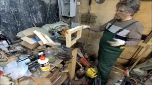 Делаем полезную табуретку.