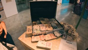 Медельин, второй город Колумбии: от уличных торговцев грехом до искусства мировых скульпторов.