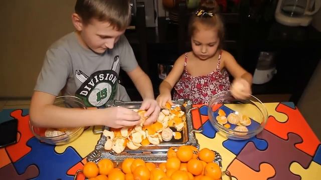 100 МАНДАРИН ЗА 10 МИНУТ! ВЫЗОВ ПРИНЯТ! УСПЕТЬ ЗА 10 МИНУТ ПОЧИСТИТЬ 100 МАНДАРИН! смотреть онлайн