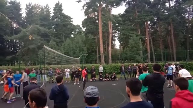 Метро кантемировская да болип утган бугунги 50менг рубли уйин смотреть онлайн