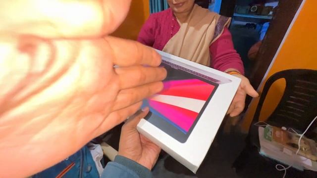 Finally Bought “Macbook” From Youtube Income?? | Macbook Pro M1 512 GB | Ghumakkad Prayagi? смотреть онлайн