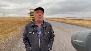 Вот что в кабине грузовика Вольво внл 670 . Мечта дальнобойщика