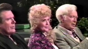 Jerry Springer Once Embarrassed Beverly Hillbillies Star Donna Douglas By Calling Her A Sex Symbol