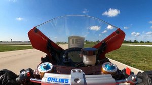 Suzuki GSX-R 1000 K6 vs. Ducati 1198S | Track Day Comparo